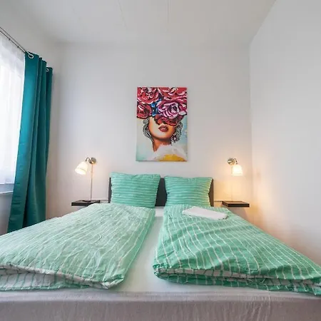 Hostel Loewen Langenhagen *